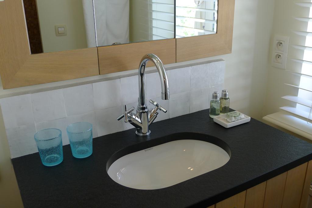 The Herring'S Residence - Stylish Private Cottage With Breakfast In Historic Center - Adults-Only Bruges Camera foto